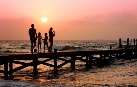 Studiu: Relatiile apropiate cu membrii familiei pot scadea riscul decesului