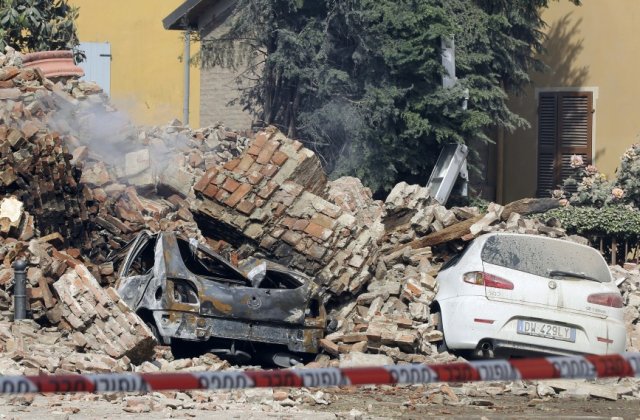 Cutremur devastator in Italia: Cel putin 22 de morti si peste 100 de raniti