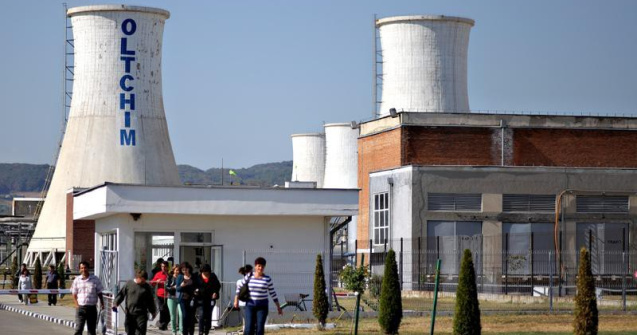 Combinatul Oltchim este scos la vanzare pe bucati