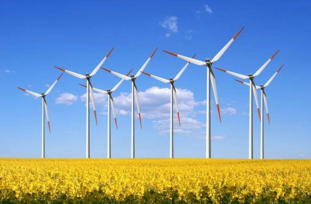 Sursele regenerabile asigura peste jumatate din productia nationala de electricitate pentru a doua zi consecutiv