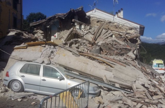 Bilantul seismului din Italia a crescut la 73 de morti, iar peste 150 de persoane sunt inca disparute