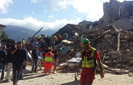 Bilantul cutemurului din Italia a ajuns la 120 de morti, anunta Renzi