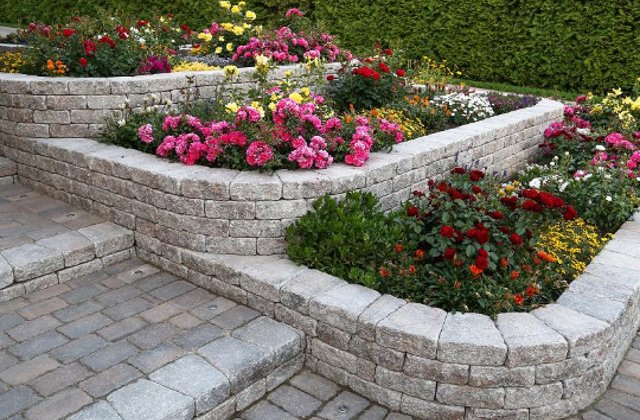 Ce trebuie sa stii despre pavajul curtii: Top 5 aspecte pe care sa le iei in calcul