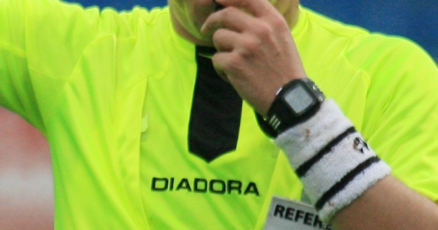 Asistenta video pentru arbitraj va fi testata la un meci amical