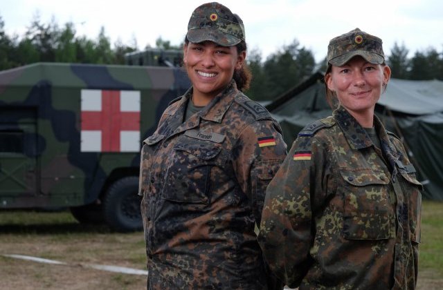 Berlinul vrea o verificare a recrutilor, de teama ca islamistii incearca sa se alature fortelor armate