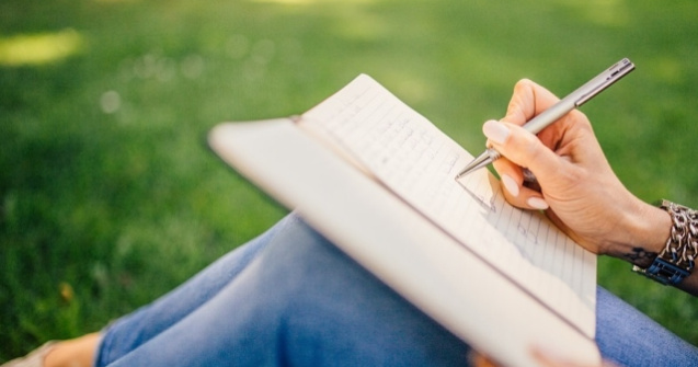  Top  Top 7 semne prin care scrisul de mana iti indica de ce boala suferi