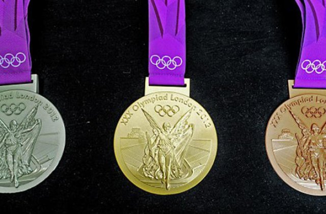 Cat castiga atletii olimpici internationali per medalie