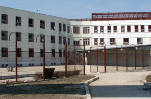 Patru detinuti de la Penitenciarul Giurgiu sustin ca au fost batuti "cu bestialitate" in timpul protestelor din inchisori