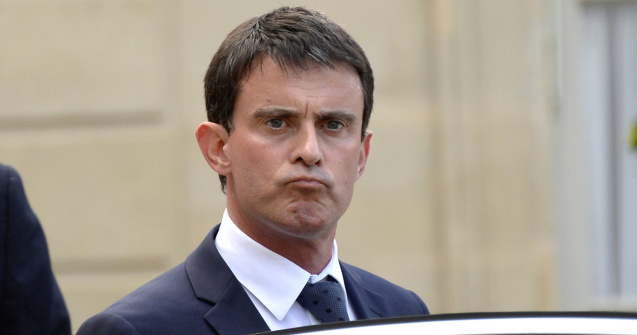 Manuel Valls, criticat de istorici