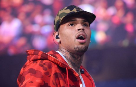 Chris Brown a fost arestat din nou