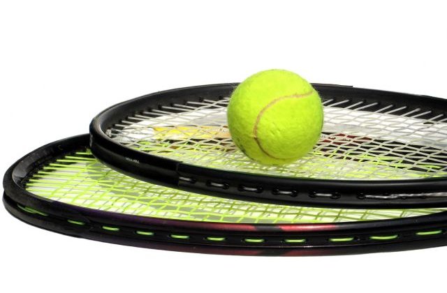 Monica Niculescu si Vania King s-au calificat in turul al doilea al probei de dublu la US Open