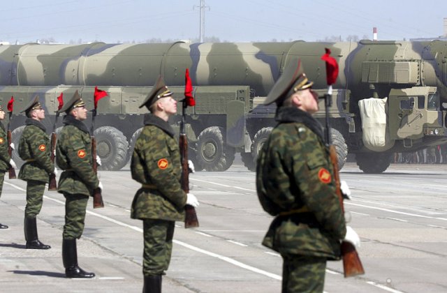 Rusia va stationa un contingent militar la aproximativ 75 km distanta de SUA