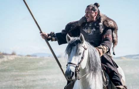 Actorul roman Emil Hostina, intr-o distributie de exceptie in noul serial "Vremea barbarilor"