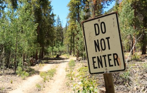  Top  Top 6 locuri IMPRESIONANTE din Romania in care accesul este INTERZIS