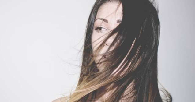  Top  7 alimente care stopeaza caderea parului