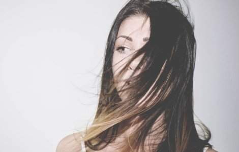  Top  Trebuie sa le consumi pentru o podoaba capilara PERFECTA! 7 alimente care stopeaza caderea parului