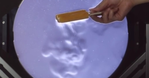  Video  Experiment INEDIT! Fenomenul prezent ZILNIC in viata noastra, dar pe care nu il putem vedea