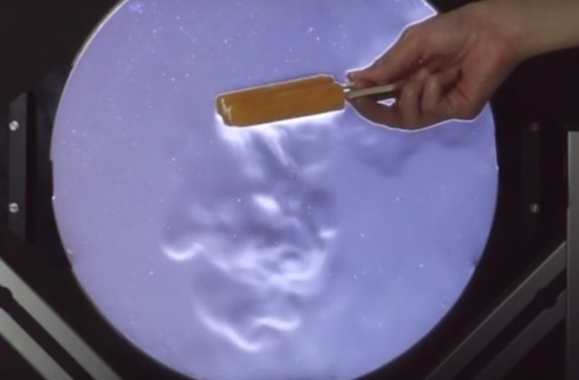 [Video] Experiment INEDIT! Fenomenul prezent ZILNIC in viata noastra, dar pe care nu il putem vedea