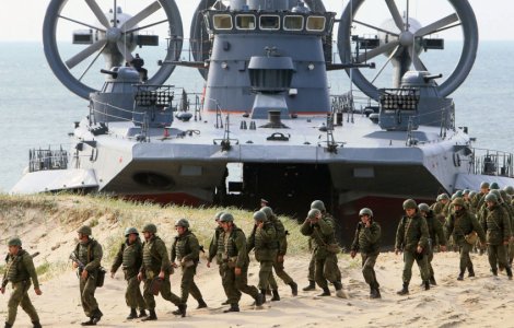 Rusia lanseaza noi exercitii militare la granita cu Ucraina