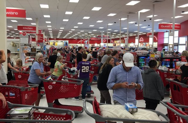 De ce trebuie sa fim atenti la cumparaturile de Black Friday