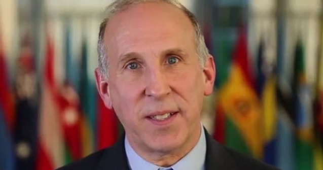 Ambasadorul american la Chisinau s-a sucit