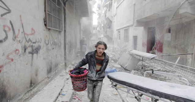 Armata siriana, acuzata ca a lansat bombe cu clor asupra civililor