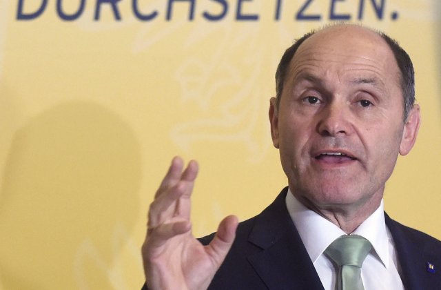 Austria ameninta ca va intenta proces Ungariei, din cauza imigrantilor