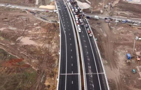 Autostrada inchisa de un an. Stadiul lucrarilor pe Sibiu-Orastie