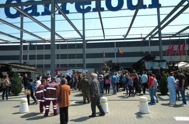 Presupusa explozie dintr-un mall din Focsani a fost alarma falsa