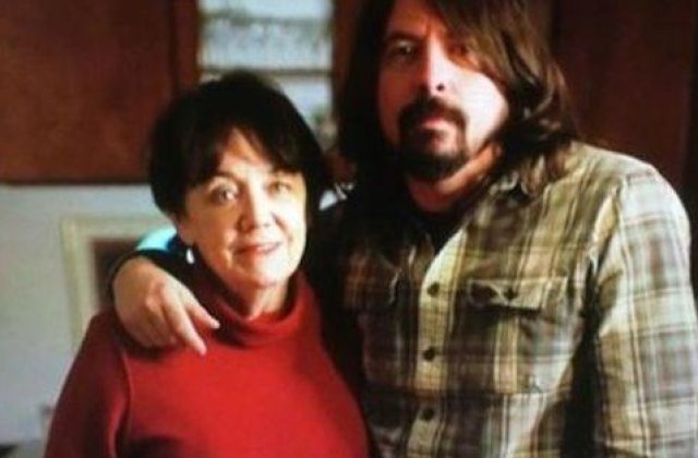 Cum arata viata ta cand cresti un star rock! Mama lui Dave Grohl ne povesteste