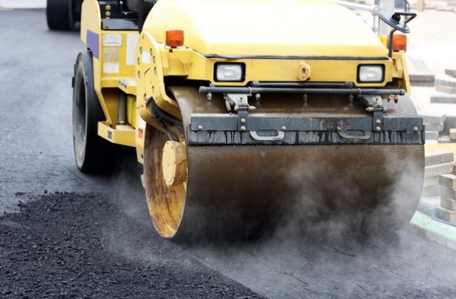 Soseaua spre Institutul Magurele e asfaltata de urgenta pentru vizita presedintelui francez