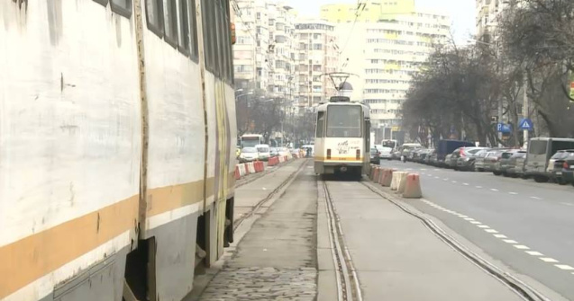 RATB: Tramvaiele liniilor 24, 42, 45 si 46 circula din nou prin Piata Victoriei, incepand de luni
