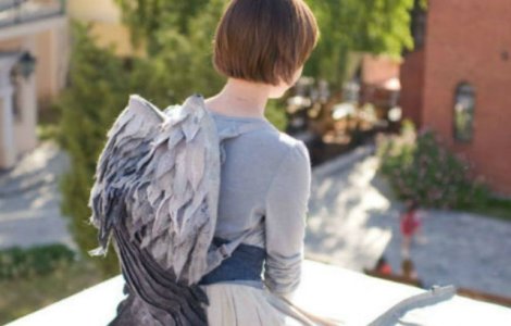 Acest ghiozdan te va face sa arati ca un inger in prima zi de scoala