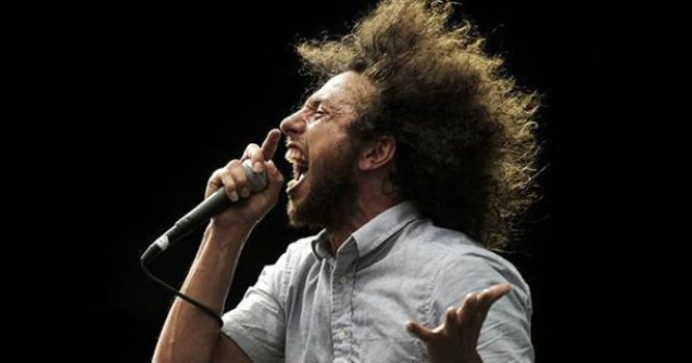 Zack de la Rocha, solistul trupei Rage Against the Machine, va lansa un album solo in 2017