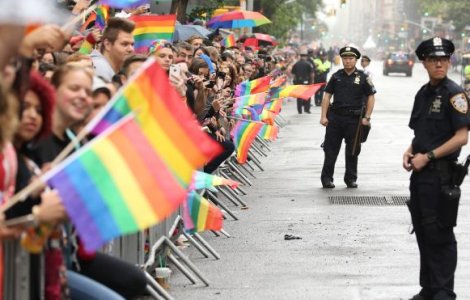 Mexicanii au demonstrat in favoarea casatoriilor gay