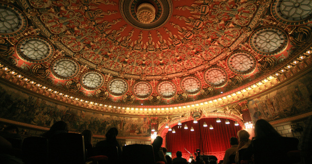 O rusoaica, un spaniol si un american s-au calificat in Finala de Violoncel a Concursului Enescu 2016