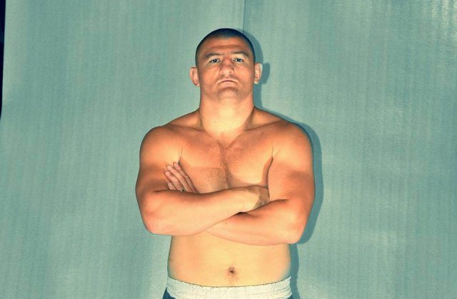 Luptatorul Catalin Morosanu vrea sa ajunga parlamentar