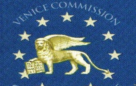 Delegatia Comisiei de la Venetia, desconsiderata la Varsovia
