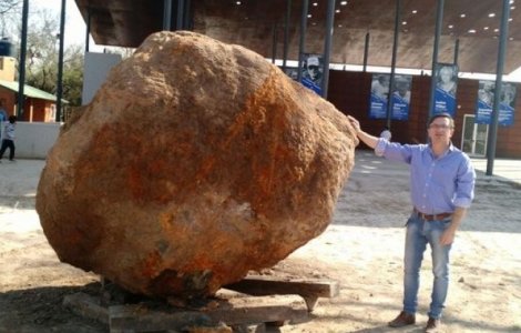 Un meteorit cu o greutate de 30 de tone, identificat in Argentina