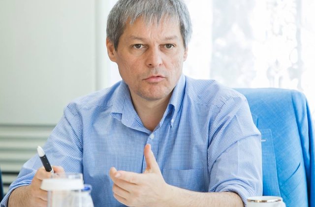 Dacian Ciolos, chemat luni in Parlament
