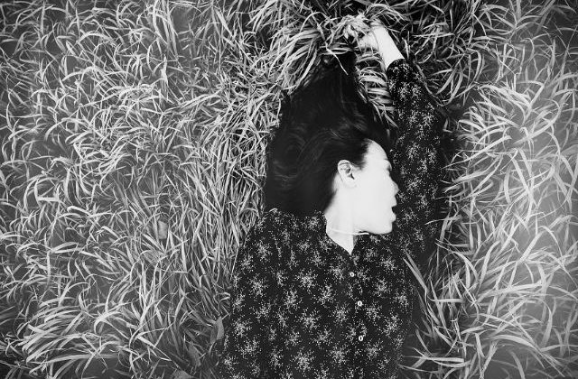 [FOTO] Femei surprinse in timpul orgasmului: un proiect artistic intim