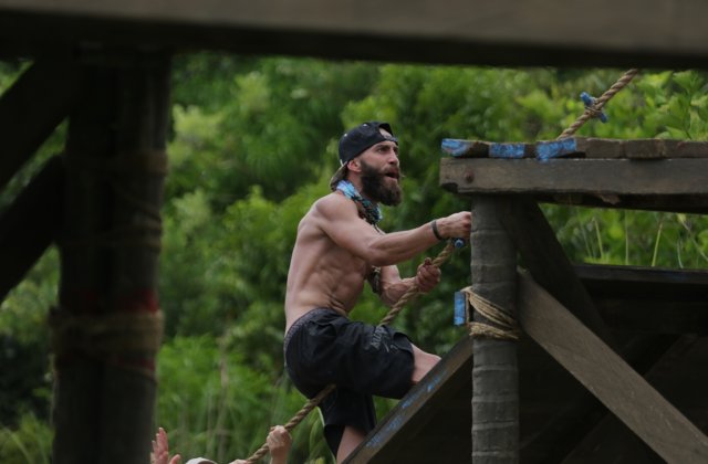 Lucian este primul concurent din Supravietuitorul eliminat la Consiliul tribal