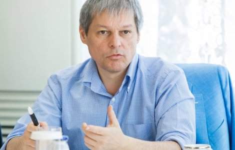Ciolos l-a demis pe seful SGG, Sorin Chelmu, si l-a numit temporar in functie pe Florin Tacu