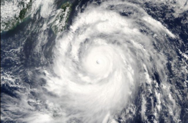 [VIDEO] Cel mai puternic taifun al anului a ajuns in China