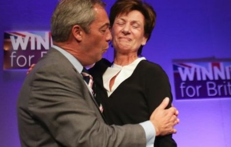 Urmasa lui Nigel Farage are o problema cu romanii