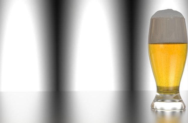 Studiu: Un pahar de bere pe zi ii face pe oameni sa devina mai sociabili