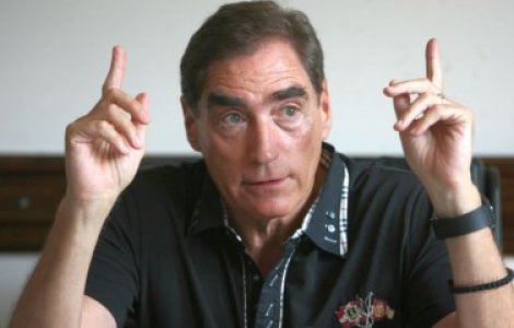 Camera Deputatilor ar putea lua marti o decizie in premiera