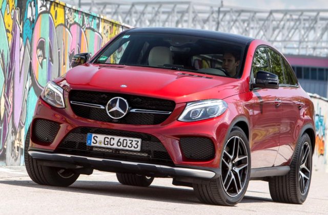 De ce Mercedes construieste in Ungaria o noua uzina si ce are de castigat tara vecina