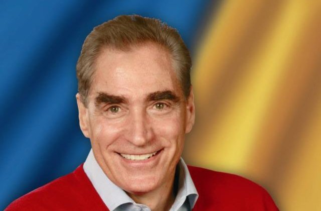 Petre Roman primeste peste 90.000 de lei de la Camera Deputatilor. Acesta si-a reluat mandatul