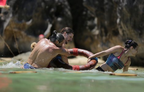 Aurelia este prima concurenta eliminata definitiv din Supravietuitorul